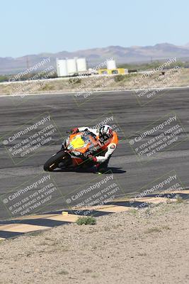 media/Jan-16-2026-CVMA Friday Practice (Fri) [[6f2bf47531]]/4-Racer 3-NRS/Session 3 (Bowl)/